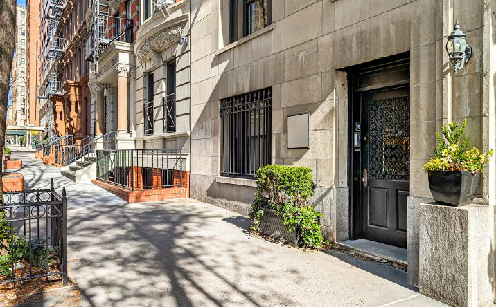 Urban office building located on East 79th Street